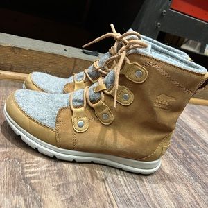 Joan of Arctic Explorer Winter Boot